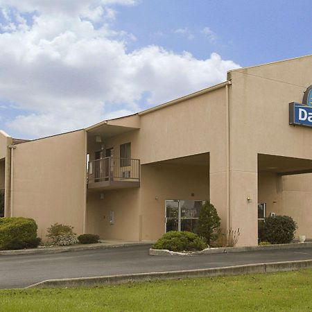 Days Inn By Wyndham Morehead Zewnętrze zdjęcie