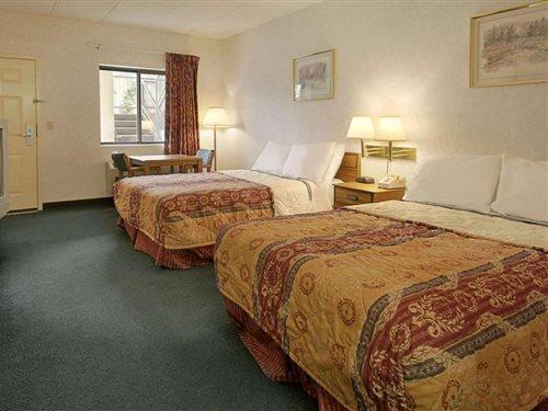 Days Inn By Wyndham Morehead Zewnętrze zdjęcie